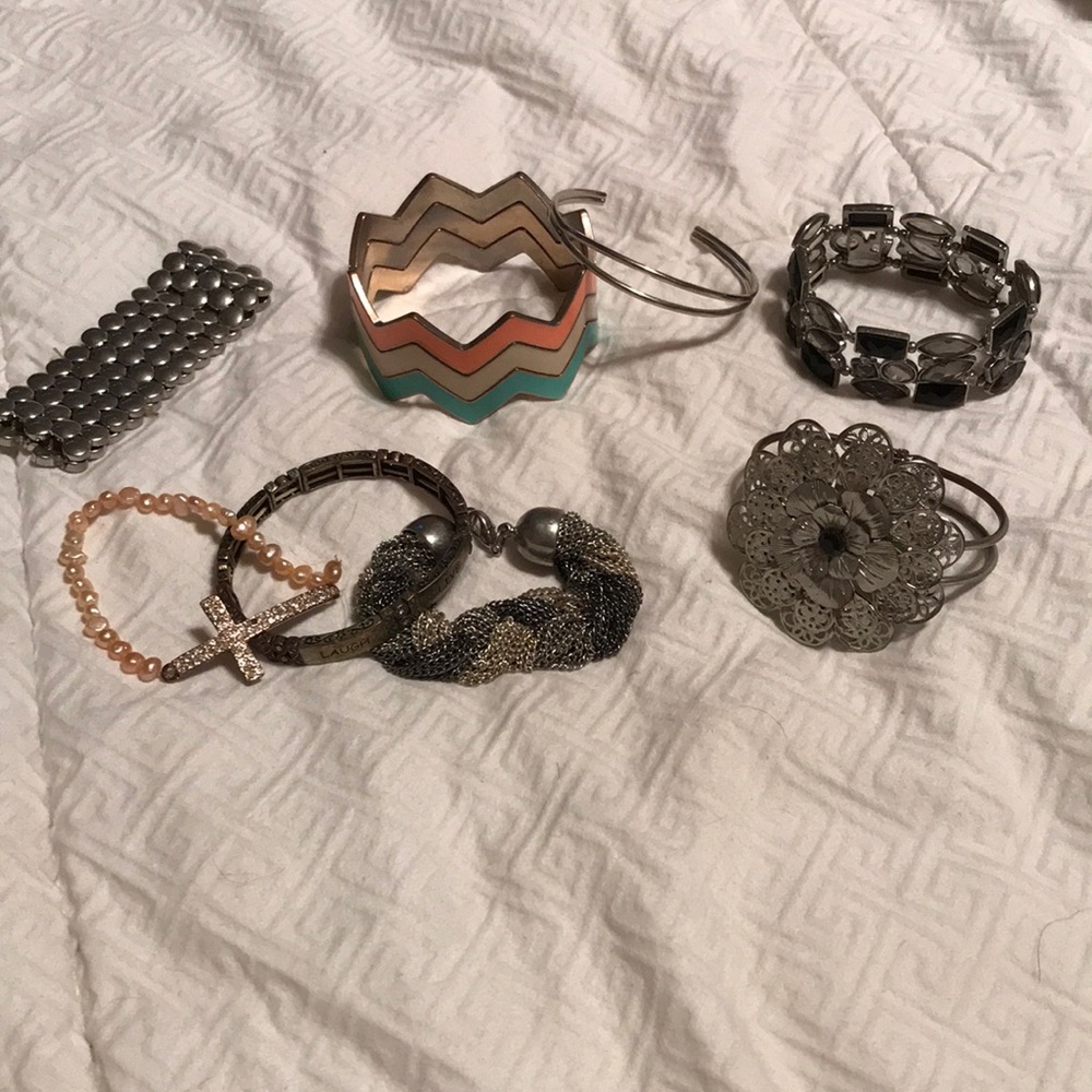Statement bracelets bundle - Picture 3 of 3